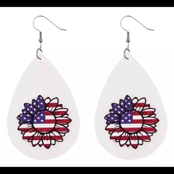 Jewelry - Teardrop American Flag Design Earrings‎
